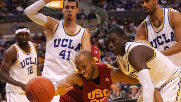 jrue holiday taj gibson ucla usc